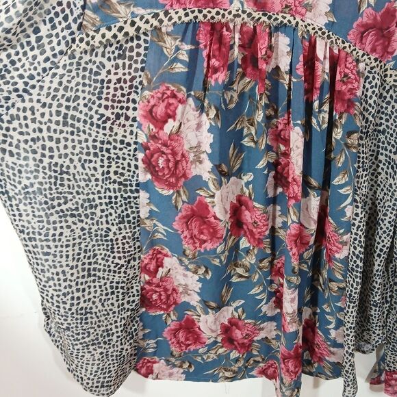 Floral Animal Print Long Sleeve Sheer Top - Picture 4 of 10